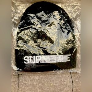 Supreme Motion Logo Beanie